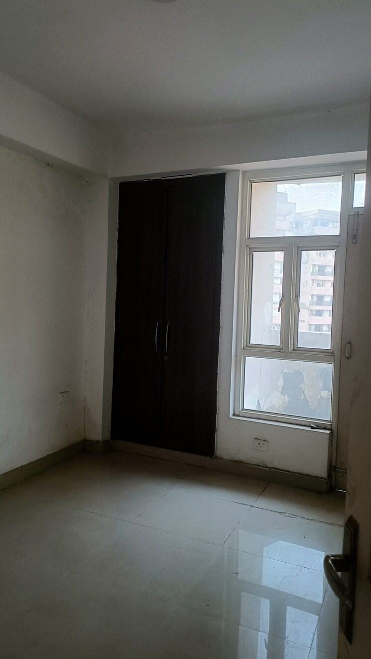 Room, supertech-cape-town 2 Bedroom 1150 Sq.Ft. Apartment In Sector 74 Noida 8701135