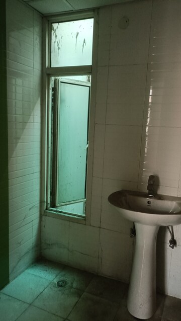 Bathroom in 2 BHK Apartment at Supertech Cape Town, Sector 74 – for Rent