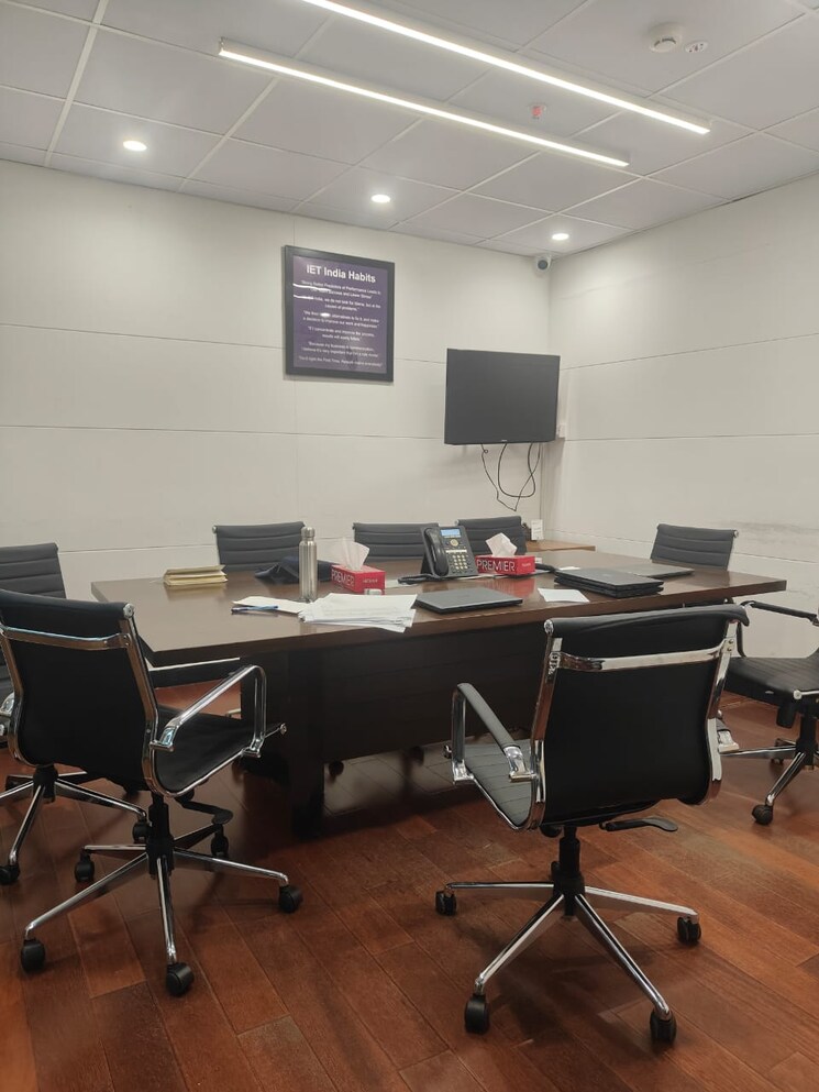Team Area, nitesh-broadway Commercial Office Space 3100 Sq.Ft. In Mg Road Bangalore 8701148