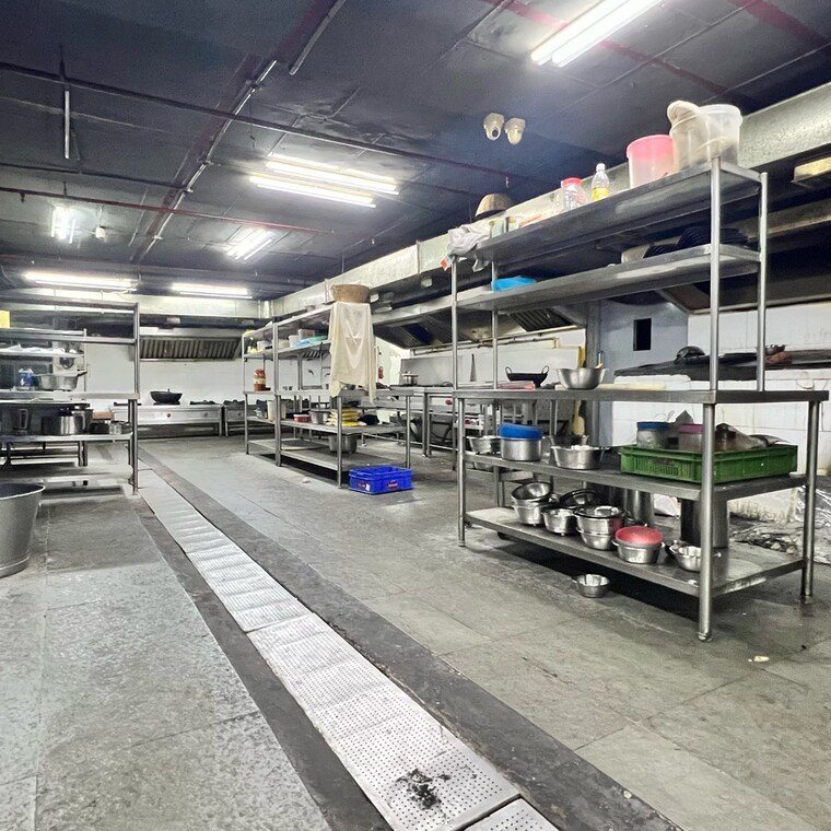 Gym, kondapur Commercial Showroom 8200 Sq.Ft. In Kondapur Hyderabad 8701153