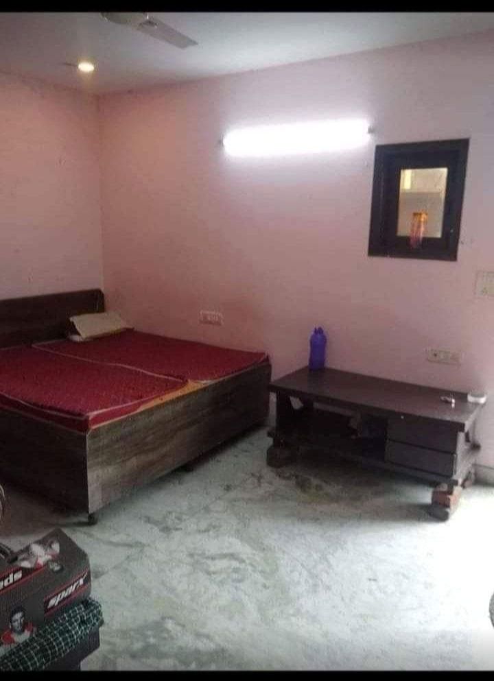 2 BHK Builder Floor For Sale in Lajpat Nagar II