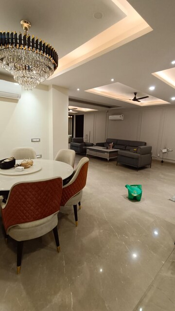 Master Bedroom in 3 BHK Builder Floor at Palam Vihar Residents Association, Palam Vihar – for Rent