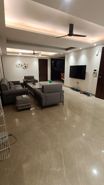 Master Bedroom in 3 BHK Builder Floor at Palam Vihar Residents Association, Palam Vihar – for Rent