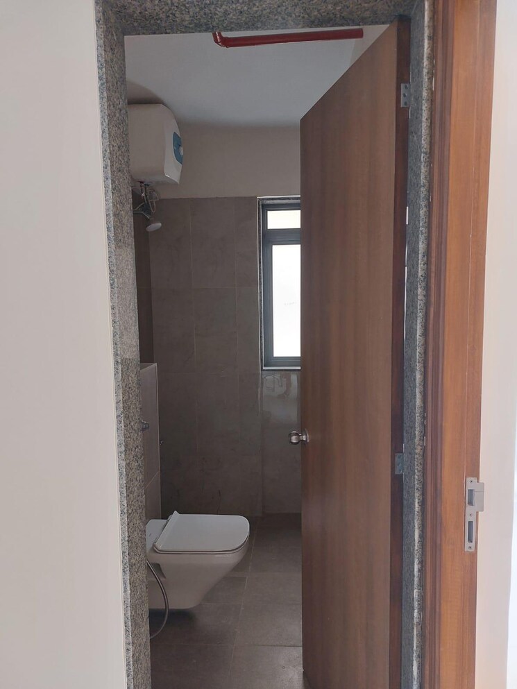 Bathroom, amar-serenity 3 Bedroom 1250 Sq.Ft. Apartment In Baner Pashan Link Road Pune 8701178