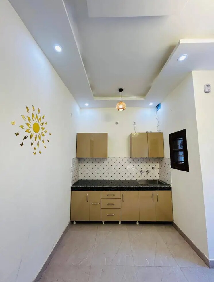 Kitchen, vip road 1 Bedroom 900 Sq.Ft. Apartment In Vip Road Zirakpur 8701176
