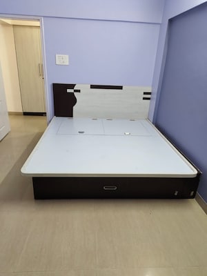 Bedroom in 2 BHK Apartment at Bramha Avenue, Kondhwa – for Rent