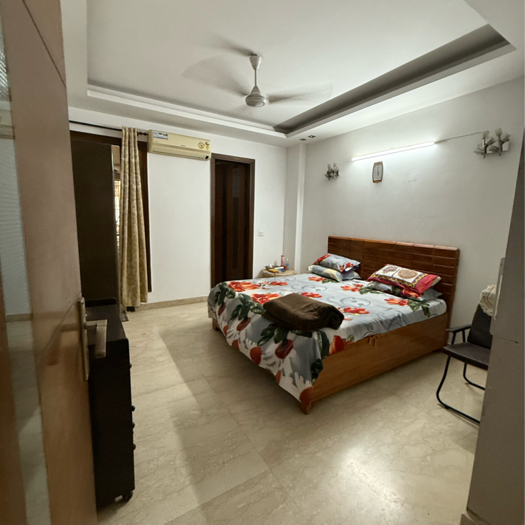 Bedroom, greater kailash ii 3 Bedroom 2000 Sq.Ft. Builder Floor In Greater Kailash ii Delhi 8701212