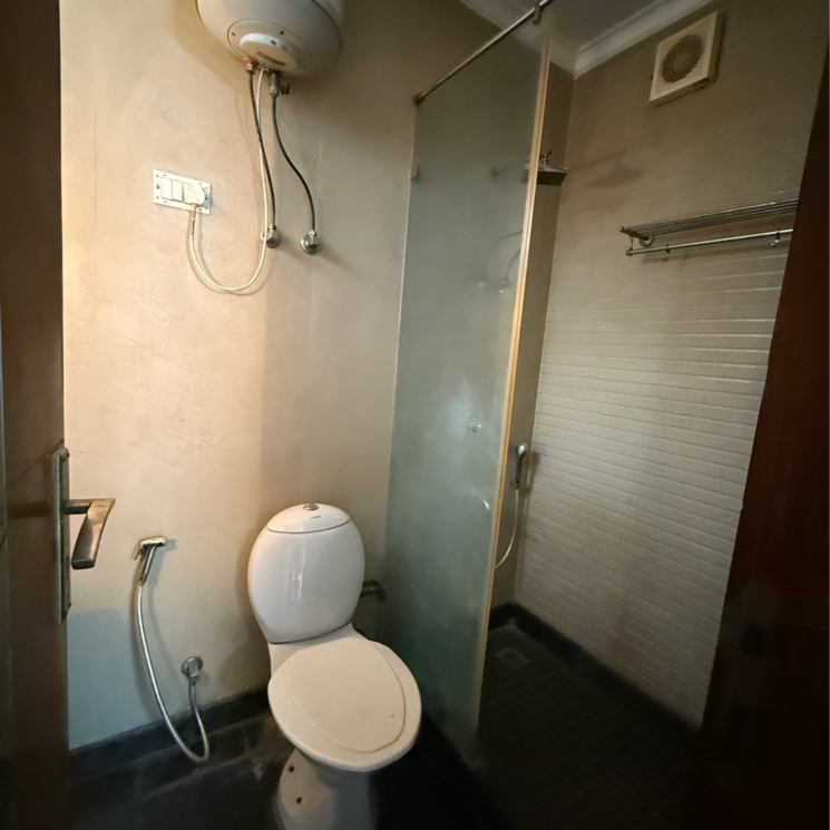 Bathroom, greater kailash ii 3 Bedroom 2000 Sq.Ft. Builder Floor In Greater Kailash ii Delhi 8701212
