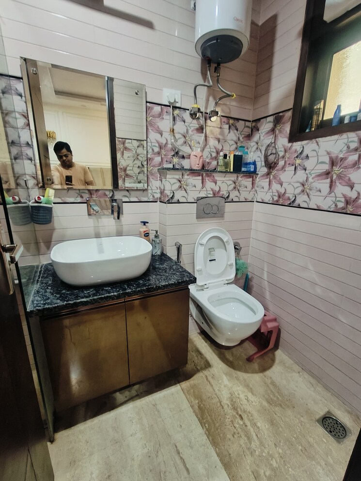 Master Bedroom, malviya nagar 3 Bedroom 1150 Sq.Ft. Builder Floor In Malviya Nagar Delhi 8701218