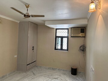 Room in 3 BHK Builder Floor at Boutique Residential Apartments G-88, Saket – for Rent
