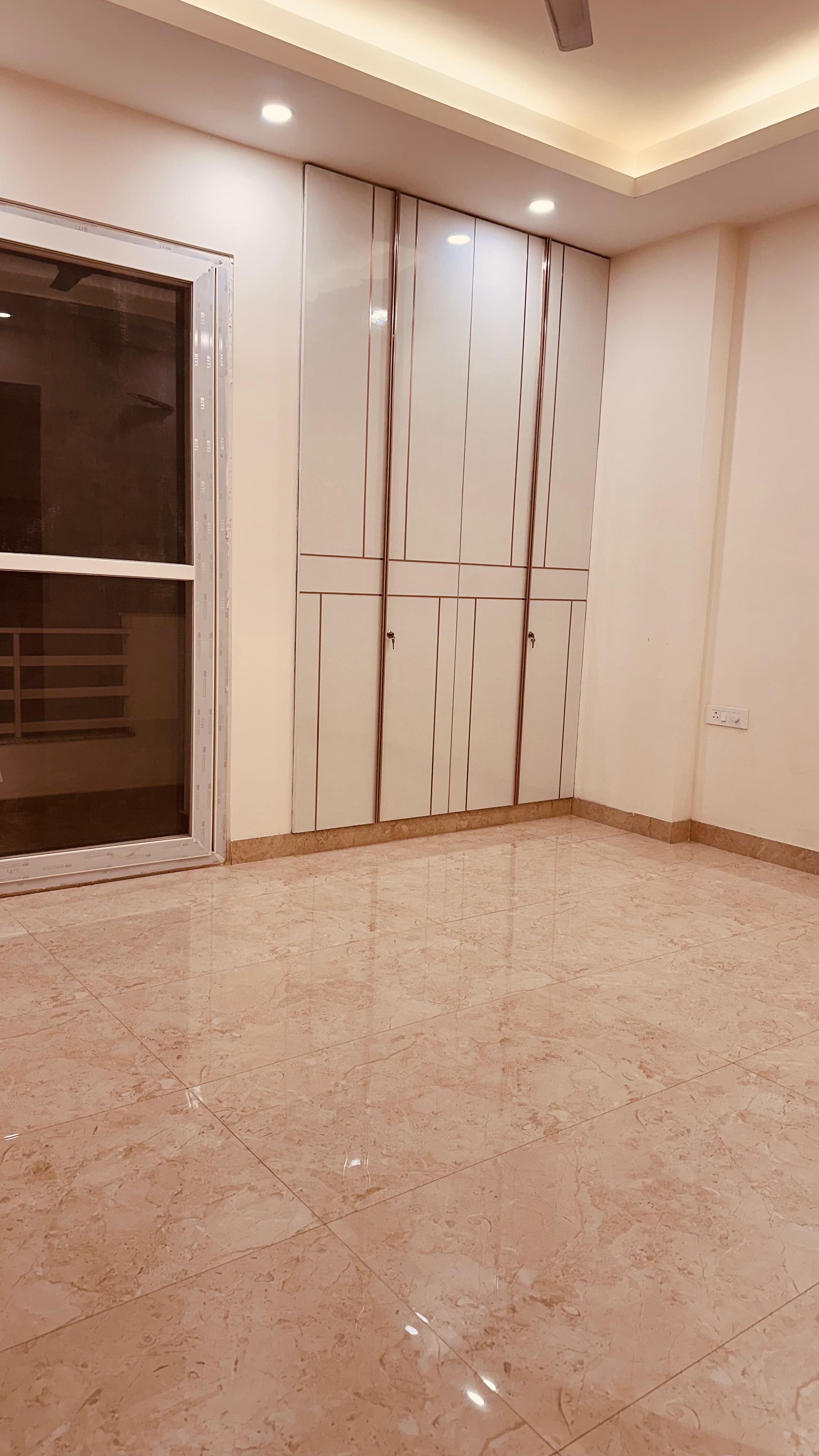 4 BHK + Servant Room 3720 Sq.Ft. Apartment in M3M Altitude