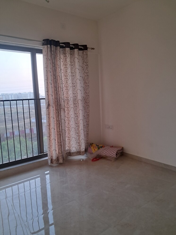 Room, naigaon west 2 Bedroom 570 Sq.Ft. Apartment In Naigaon West Mumbai 8701253