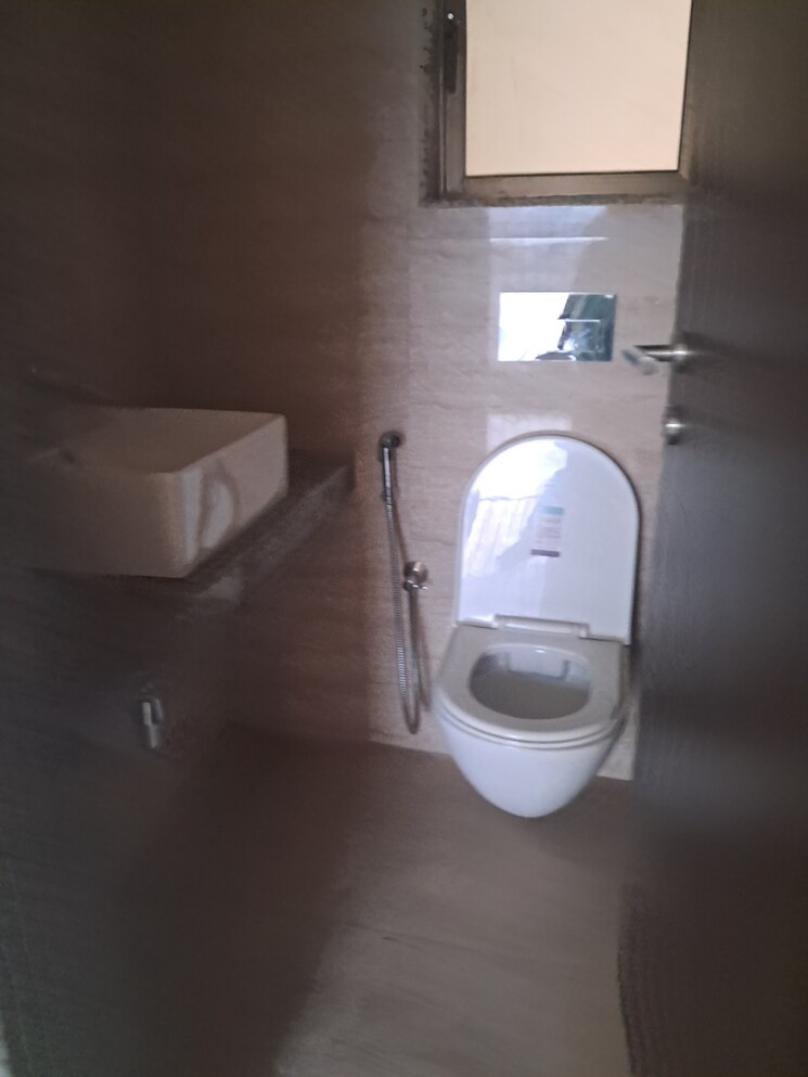 Bathroom, naigaon west 2 Bedroom 570 Sq.Ft. Apartment In Naigaon West Mumbai 8701253