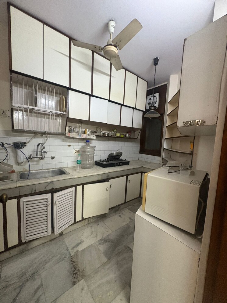 Kitchen, malviya nagar 3 Bedroom 1500 Sq.Ft. Builder Floor In Malviya Nagar Delhi 8701250