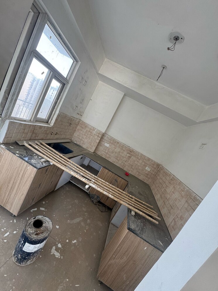 Kitchen, aba-ivy-county 3 Bedroom 1656 Sq.Ft. Apartment In Sector 75 Noida 8701247