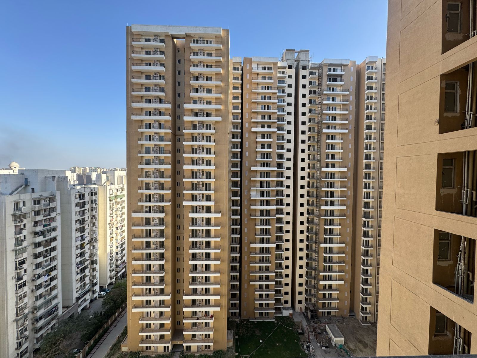 3 BHK + Pooja Room Apartment For Rent in ABA Ivy County