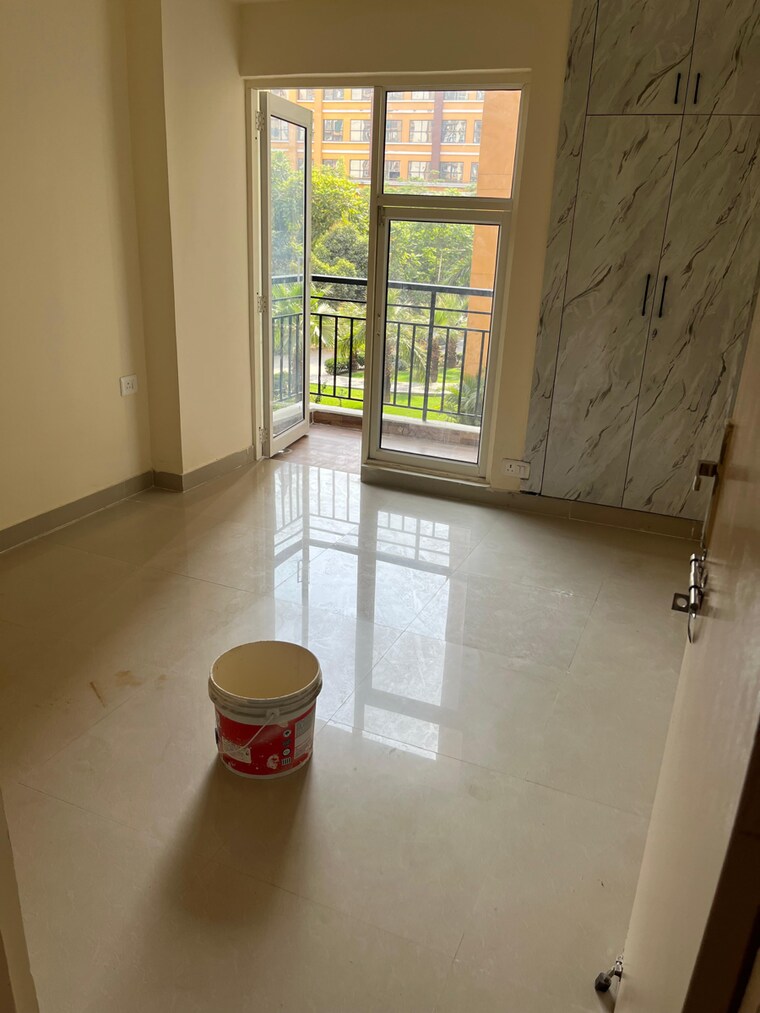 Balcony, gardenia-golf-city 2 Bedroom 865 Sq.Ft. Apartment In Noida Central Noida 8701266