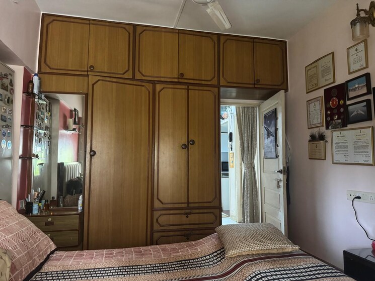 Living Room, juhu-anmol-chs 3 Bedroom 1000 Sq.Ft. Apartment In Juhu Mumbai 8701272