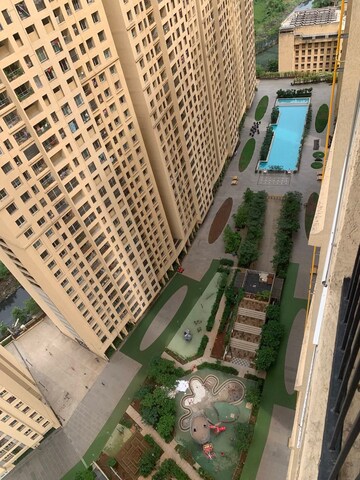 2 BHK Apartment For Rent in Rustomjee Urbania Azziano, Majiwada