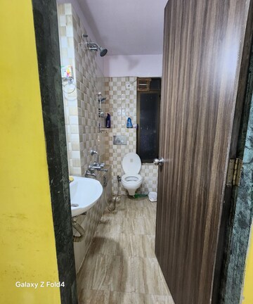 Bathroom in 1.5 BHK Apartment at JP North Aviva, Mira Road – for Rent