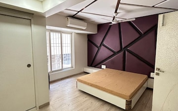 5 BHK Apartment For Rent in Courtyard by Narang Realty and The Wadhwa Group, Pokhran Road No Two