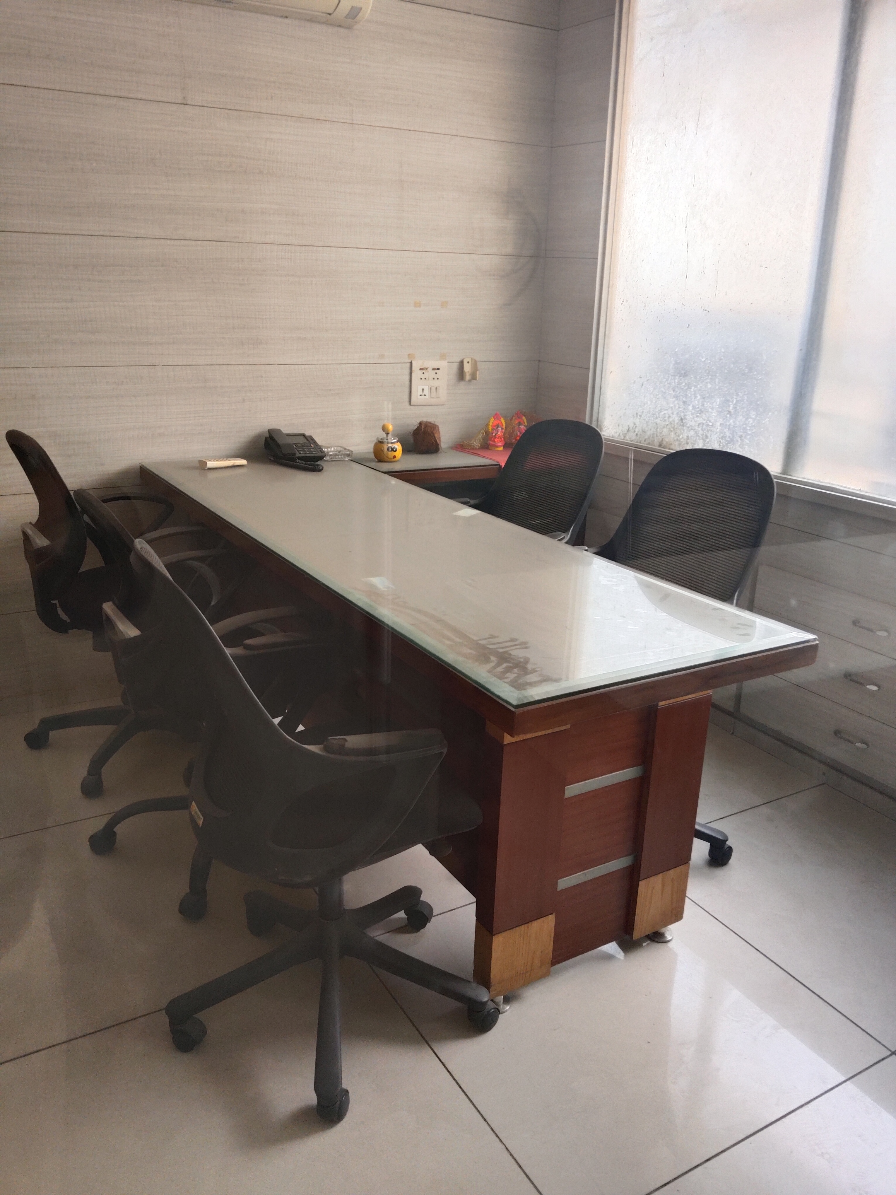 Office Space For Rent in Itl Twin Tower 