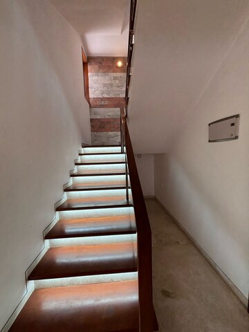Staircase in 4 BHK Villa at Hebbal – for Rent