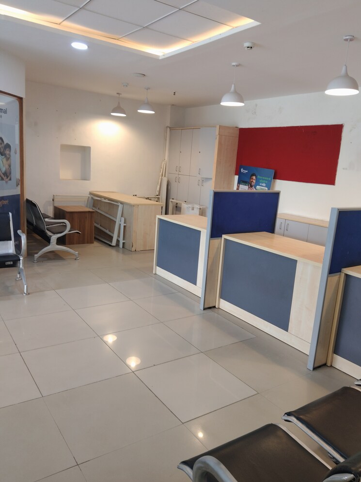 Team Area, netaji subhash place Commercial Office Space 3194 Sq.Ft. In Netaji Subhash Place Delhi 8701350