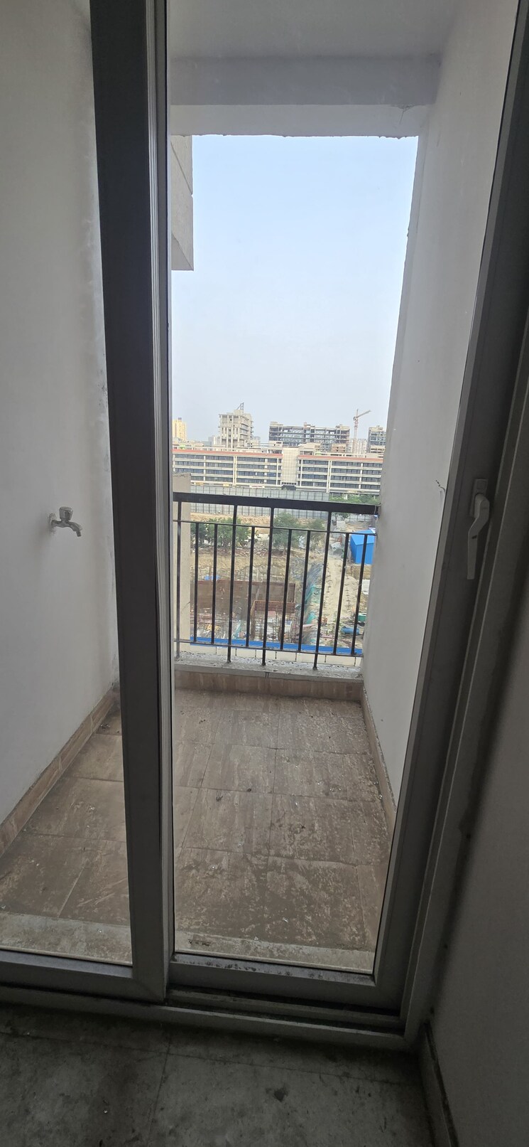 Balcony, amrapali-riverview 2 Bedroom 845 Sq.Ft. Apartment In Amrapali Leisure Valley Greater Noida 8701360