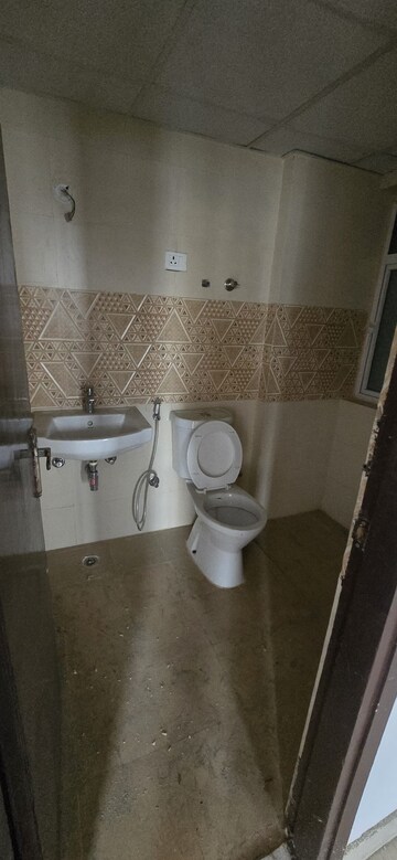 Bathroom in 2 BHK Apartment at Amrapali Riverview, Amrapali Leisure Valley – for Rent