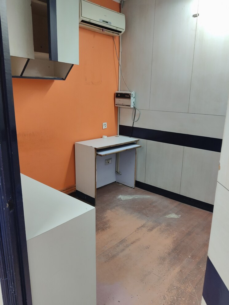 Floor Plan, netaji subhash place Commercial Office Space 685 Sq.Ft. In Netaji Subhash Place Delhi 8701362