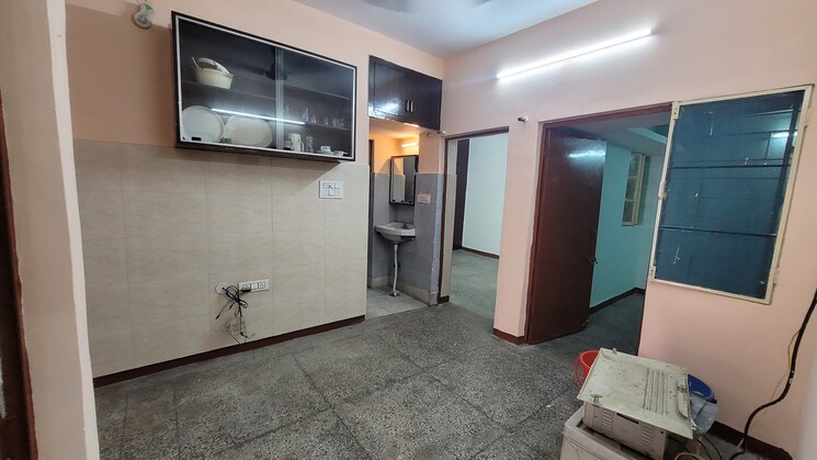 Room, gtb enclave 3 Bedroom 900 Sq.Ft. Apartment In Gtb Enclave Delhi 8701366