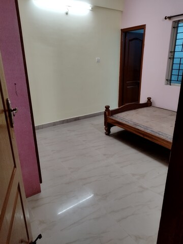 Bedroom in 2 BHK Apartment at Ananth Nagar – for Rent
