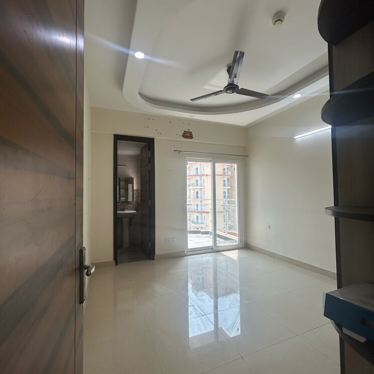 Bathroom, samridhi-luxuriya-avenue 3 Bedroom 1625 Sq.Ft. Apartment In Sector 150 Noida 8701386