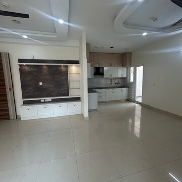 3 BHK Apartment For Rent in Samridhi Luxuriya Avenue, Sector 150