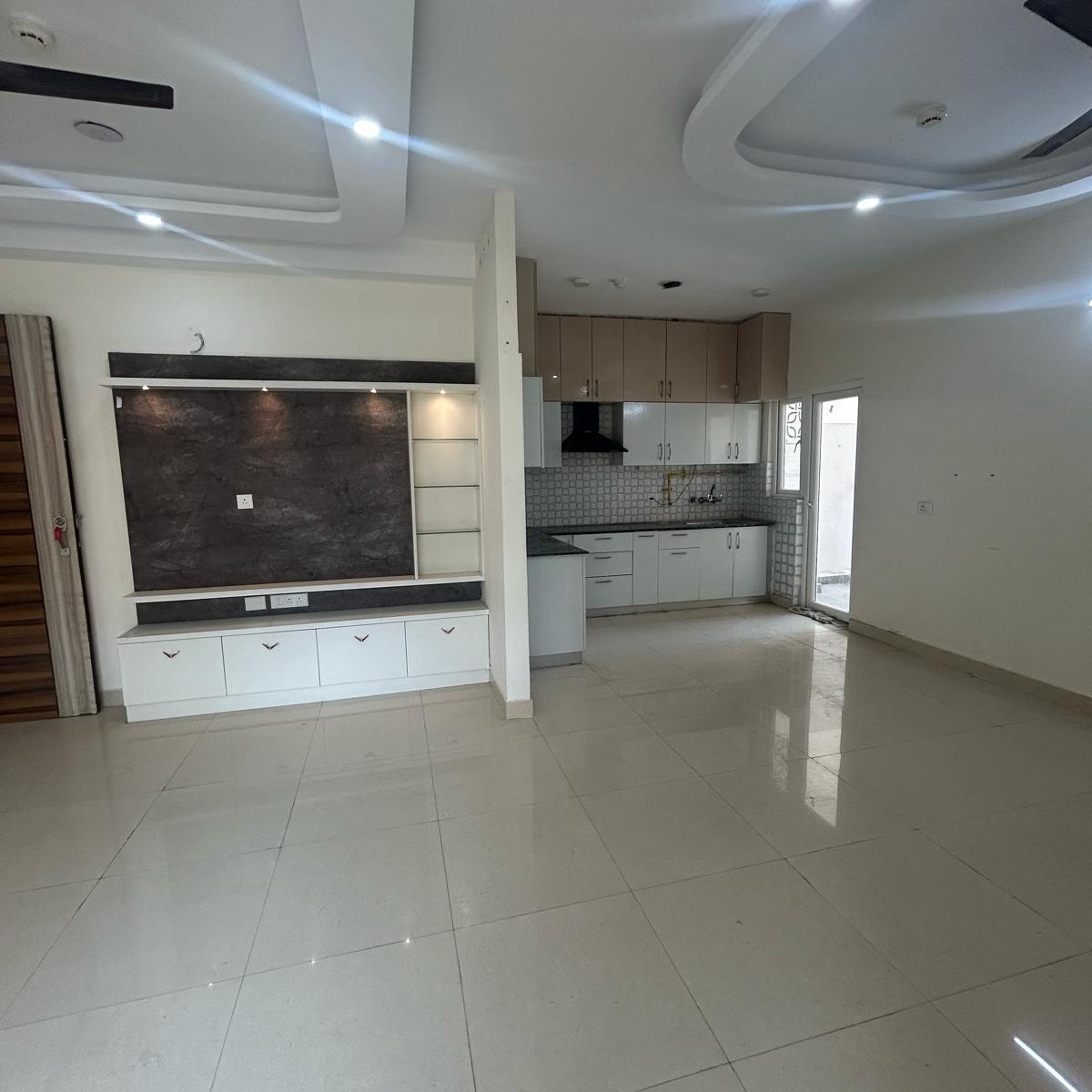 3 BHK Apartment For Rent in Samridhi Luxuriya Avenue