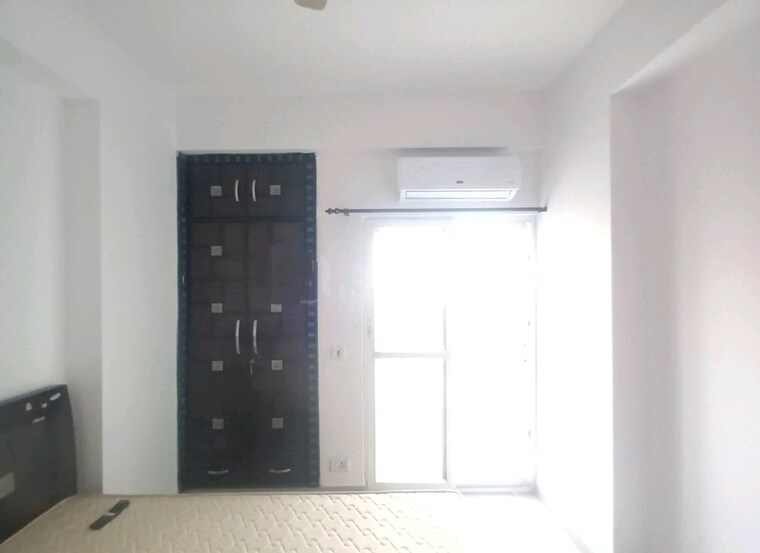 Room, mahagun-moderne 2 Bedroom 1250 Sq.Ft. Apartment In Sector 78 Noida 8701397