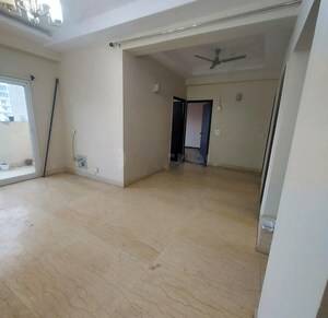 Room in 3 BHK Apartment at Mahagun Moderne, Sector 78 – for Sale