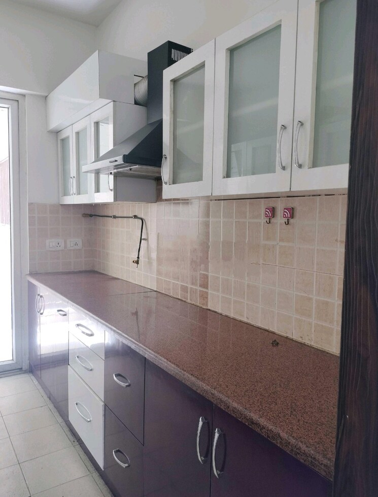 Kitchen, mahagun-moderne 3 Bedroom 1550 Sq.Ft. Apartment In Sector 78 Noida 8701398