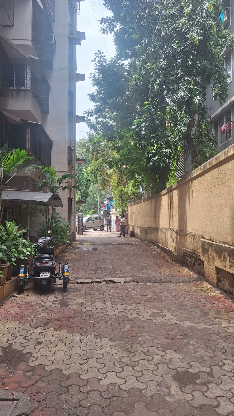 Balcony, golden-valley-santacruz 3 Bedroom 955 Sq.Ft. Apartment In Santacruz East Mumbai 8701411