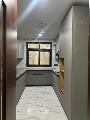 Building Lobby in 3 BHK Builder Floor at Defence Colony – for Sale