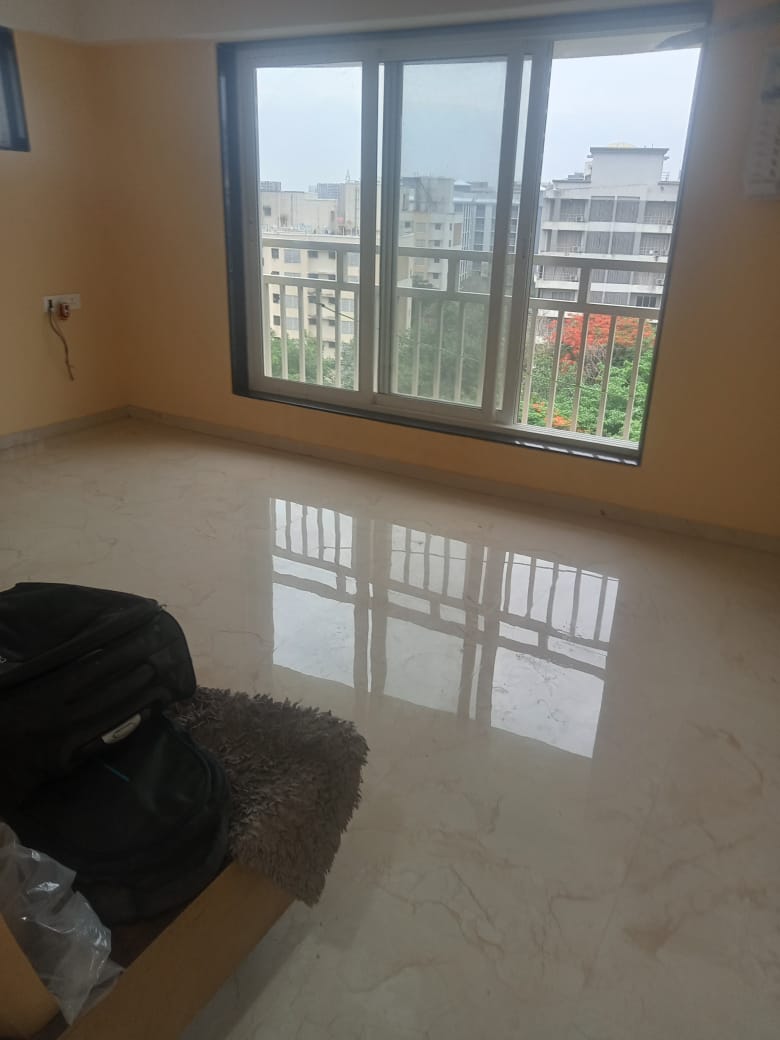 1 BHK + Extra Room Apartment For Sale in Poddar Spraha Diamond