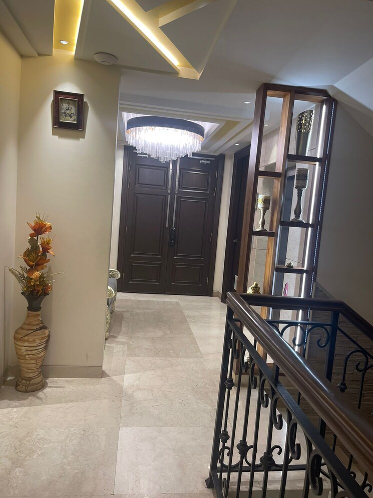 Balcony, emaar-marbella 5 Bedroom 8120 Sq.Ft. Villa In Sector 66 Gurgaon 8701445