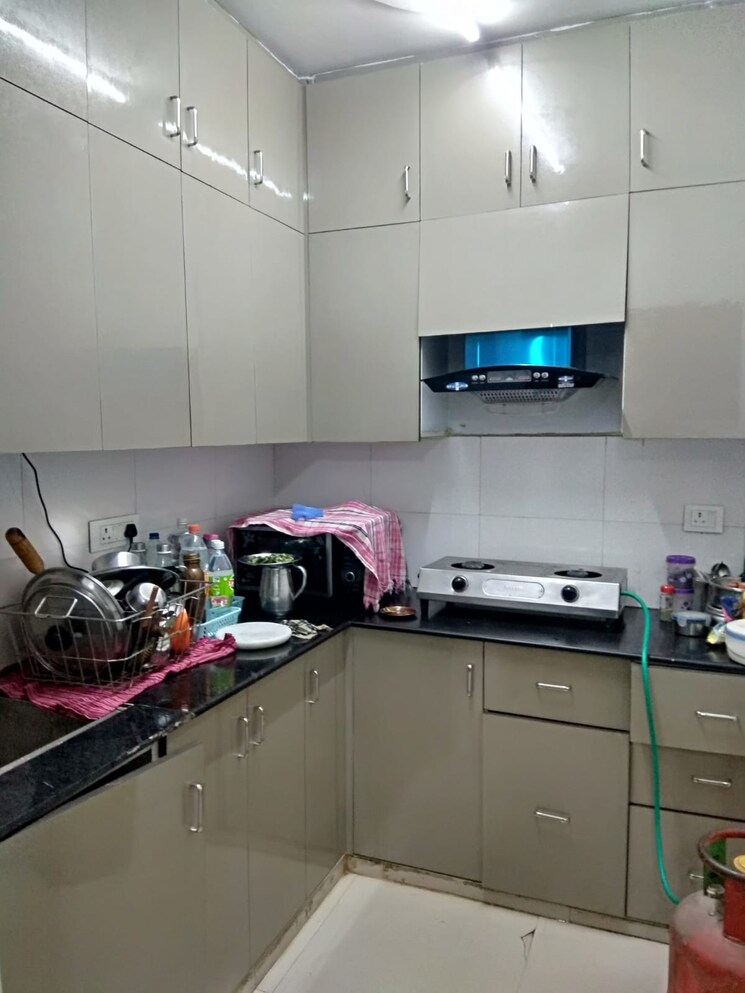 Kitchen, dwarka mor 2.5 Bedroom 1000 Sq.Ft. Builder Floor In Dwarka Mor Delhi 8701486