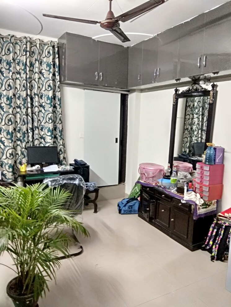 Master Bedroom, dwarka mor 2.5 Bedroom 1000 Sq.Ft. Builder Floor In Dwarka Mor Delhi 8701486