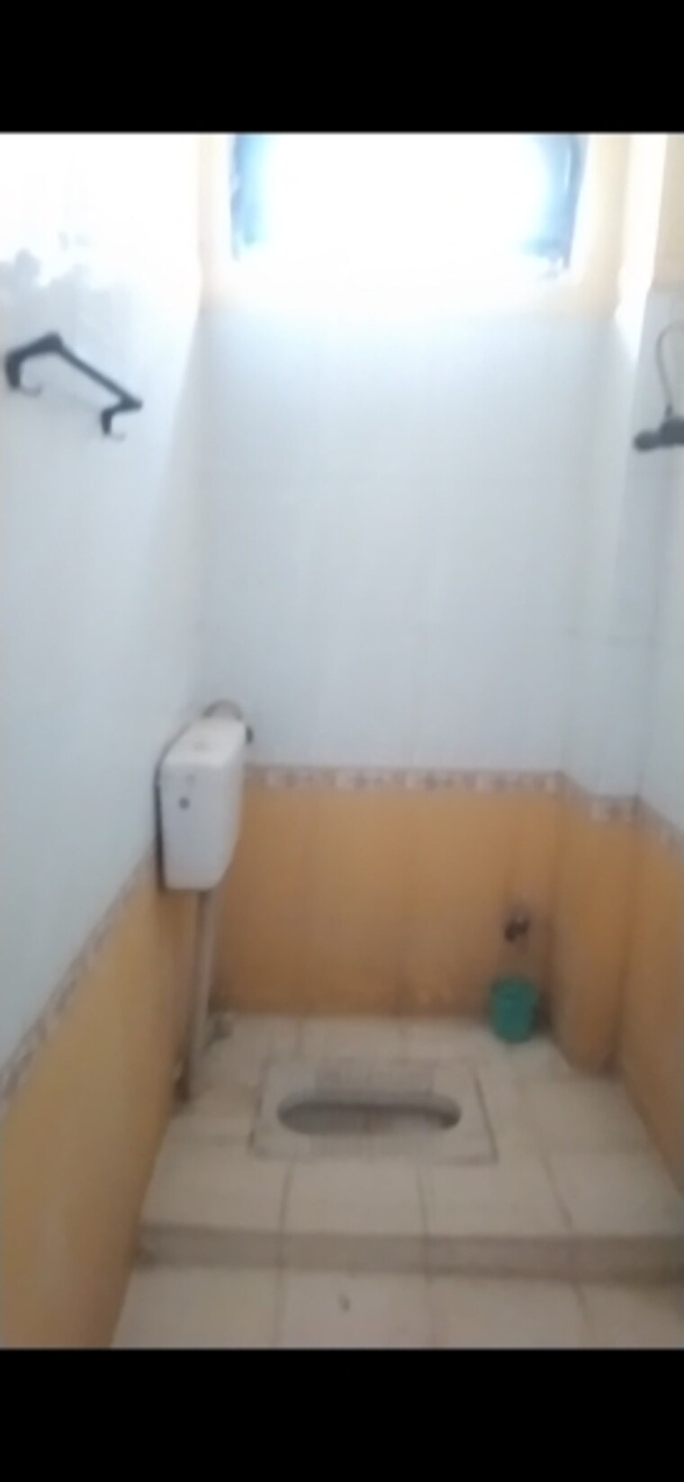 Bathroom, svp-krishan-vihar 2 Bedroom 800 Sq.Ft. Apartment In Pratap Vihar Ghaziabad 8701534