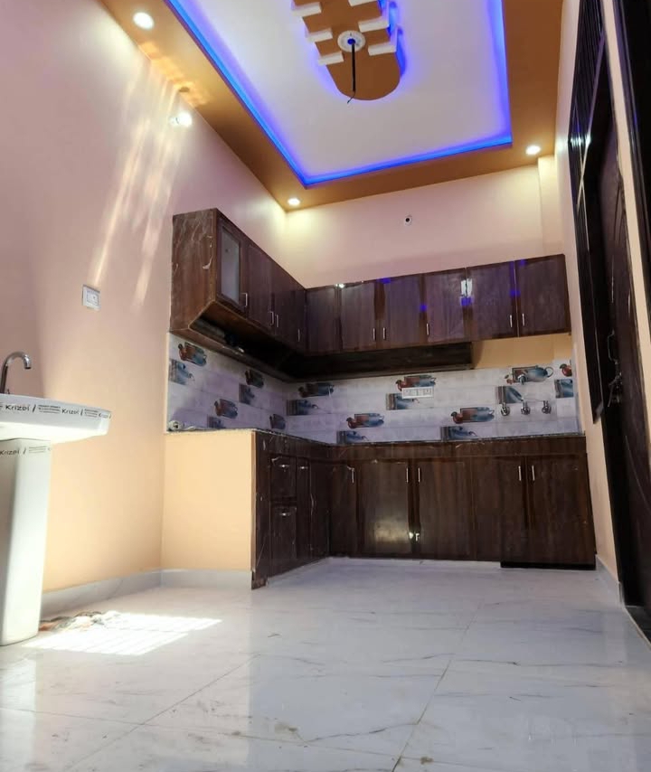 2 BHK + Pooja Room Independent House For Rent in Jankipuram