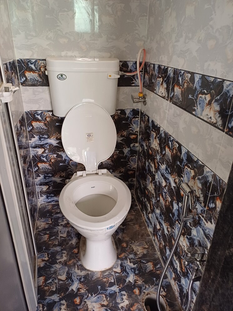 Bathroom, mahape Pg For Girls In Mahape 8701562