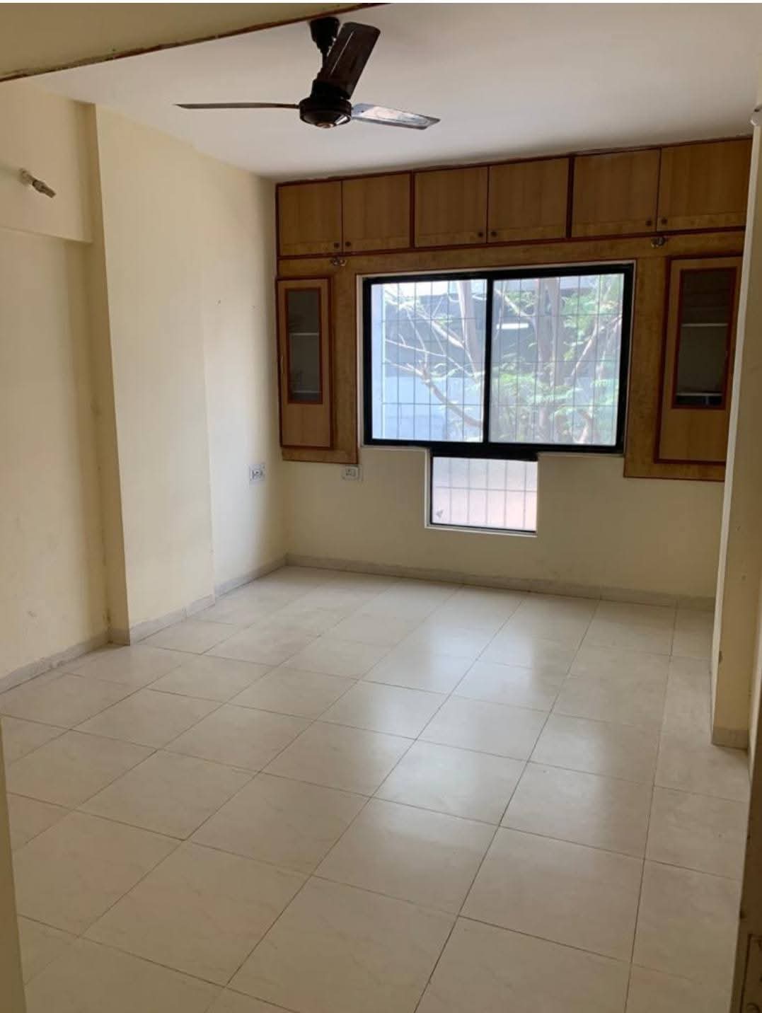 1 BHK + Study Room Apartment For Rent in Anand Yog Society