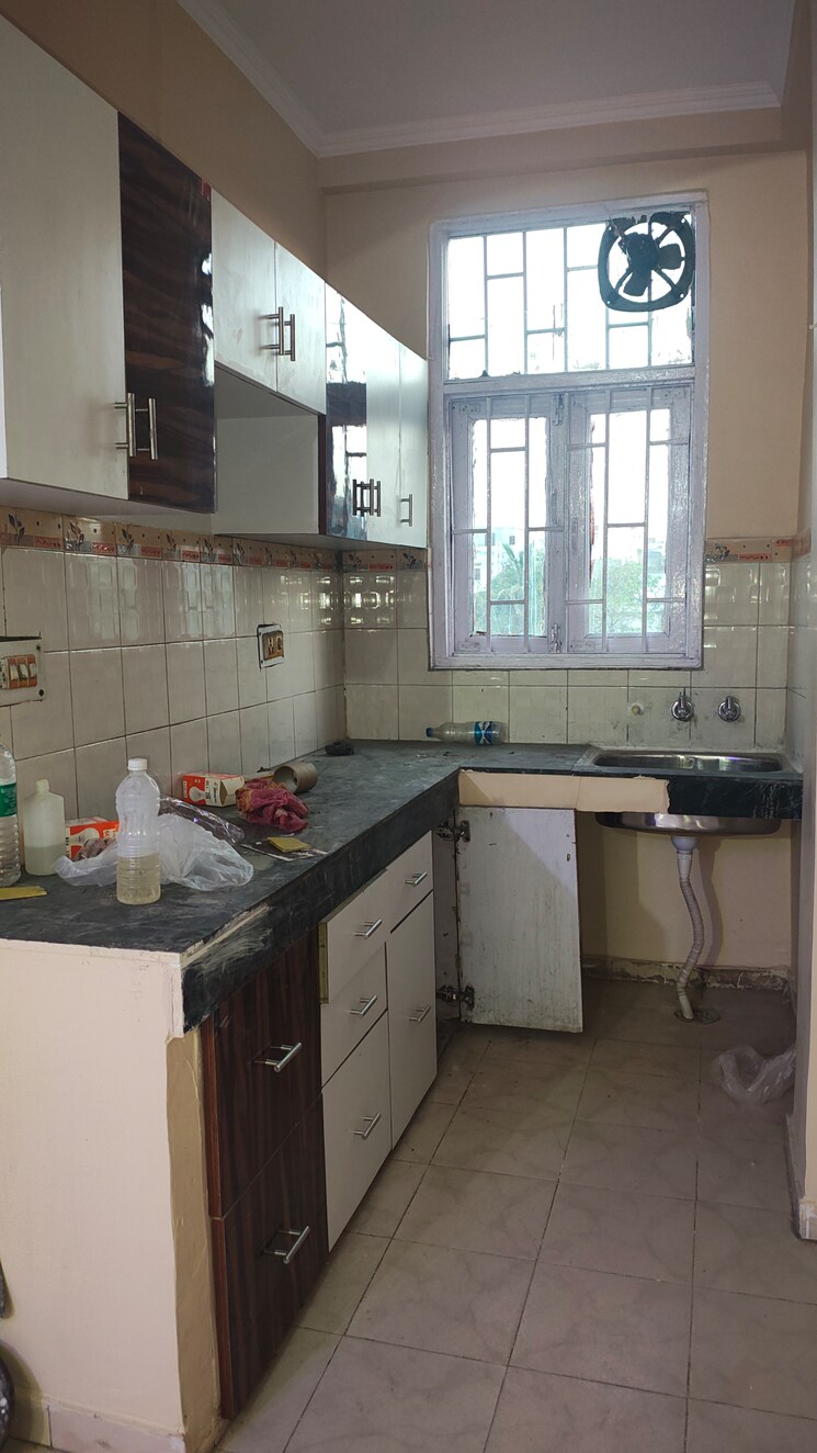 Kitchen, pratap-vihar-gda-flats 2 Bedroom 800 Sq.Ft. Builder Floor In Pratap Vihar Ghaziabad 8701586